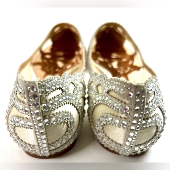 Badgley Mischka Gigi Crystal Pointed Ivory Flats - Picture 6 of 15